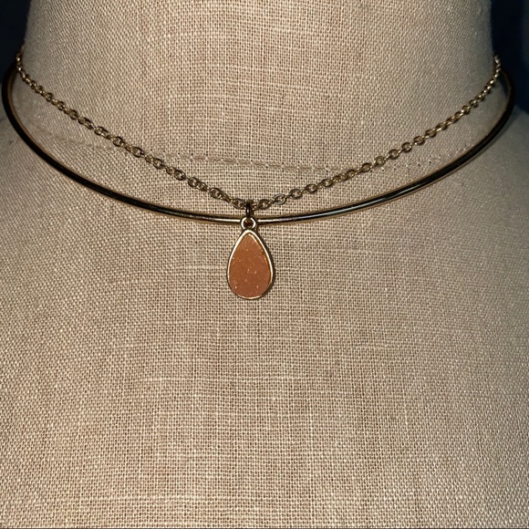 Layered Choker Necklace - Picture 2 of 3